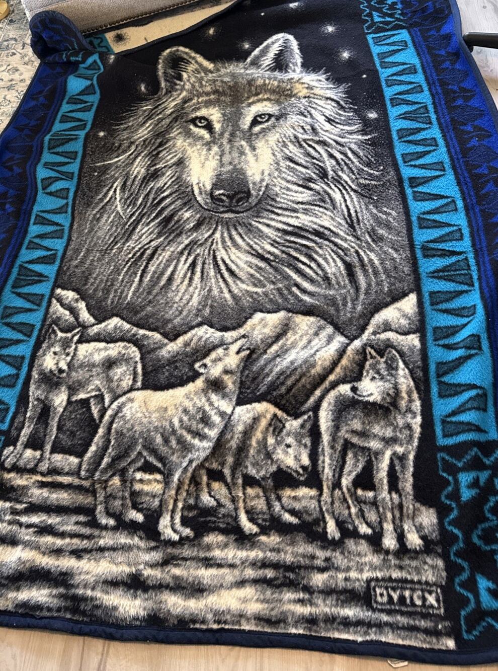 Vintage Blanket Wolf Moon San Marcos Inspired Size 90x78 Made In Mexico
